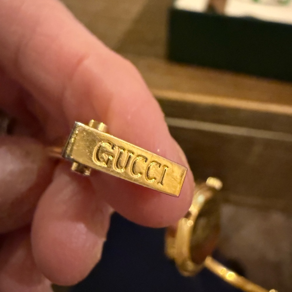 Gucci Women's Gold Watch with Colorful Bezels - Picture 8 of 16
